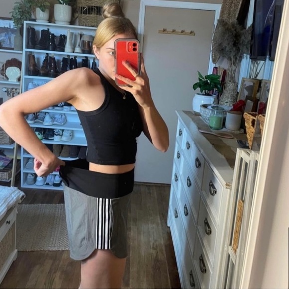 Athleta ascend high waisted shorts with stripes - Picture 10 of 10